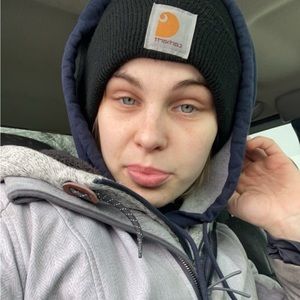 Meet your Posher, Lexie